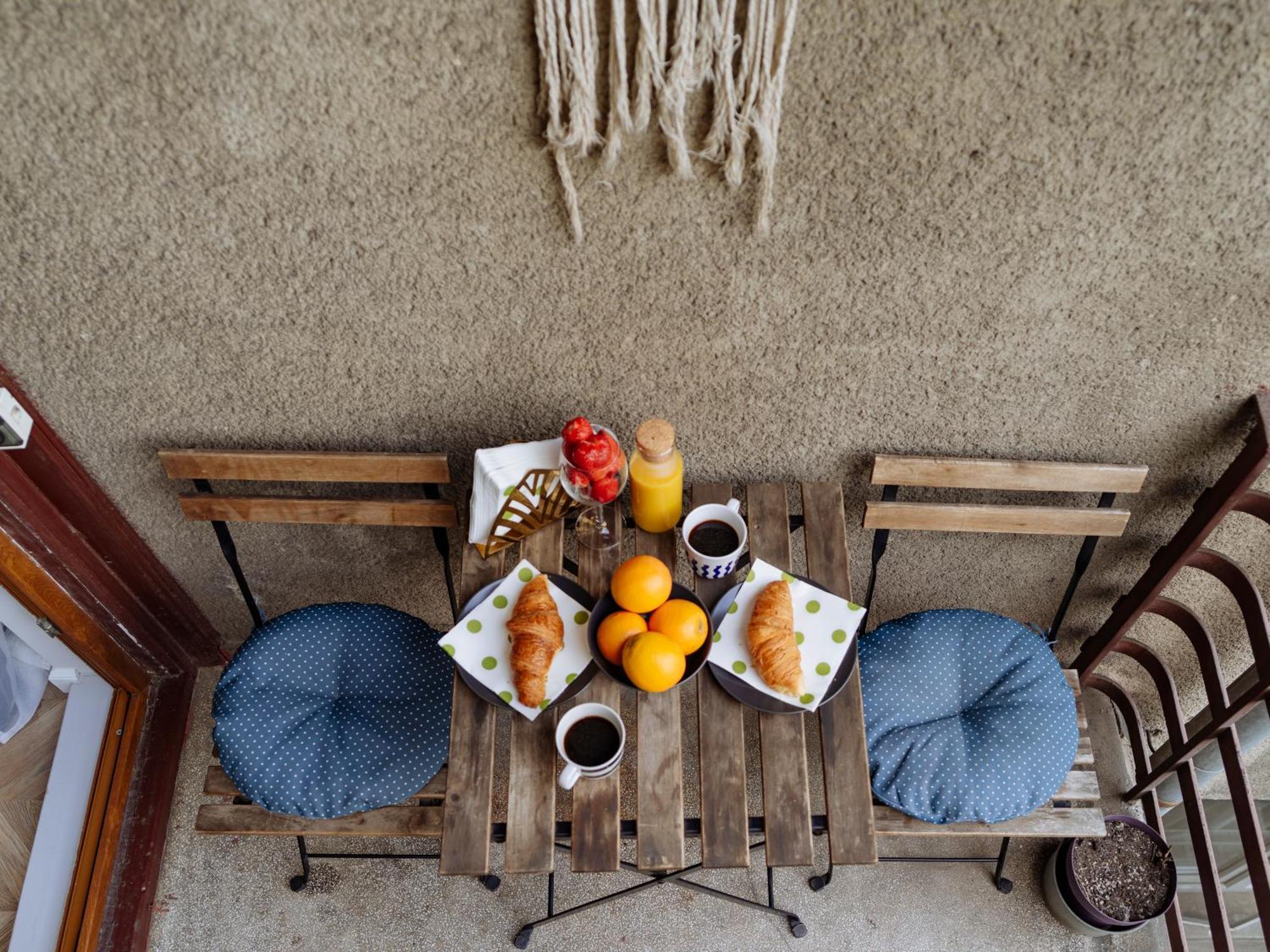 Petite Maison Sur Le Boulevard 布加勒斯特 外观 照片