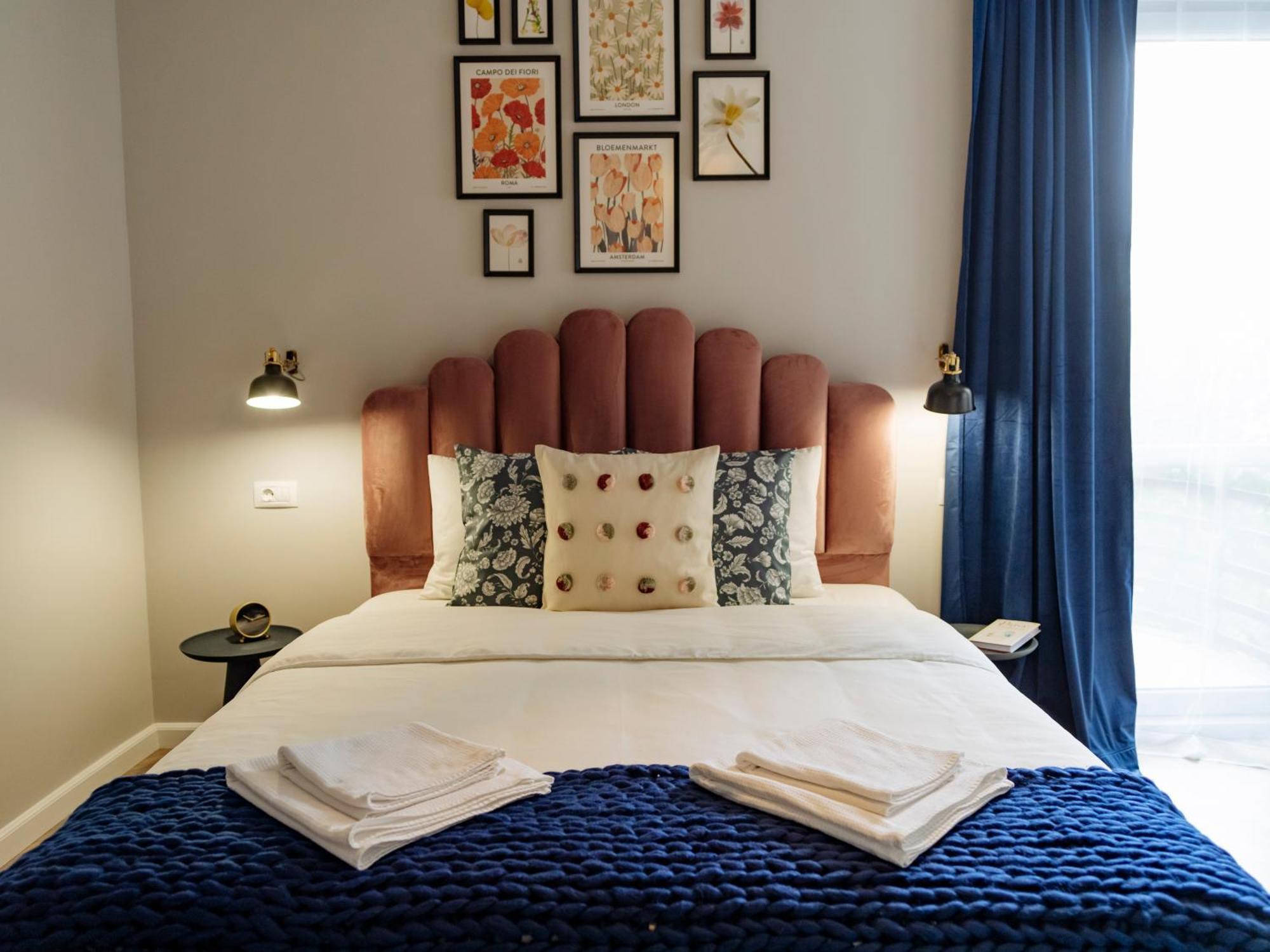 Petite Maison Sur Le Boulevard 布加勒斯特 外观 照片